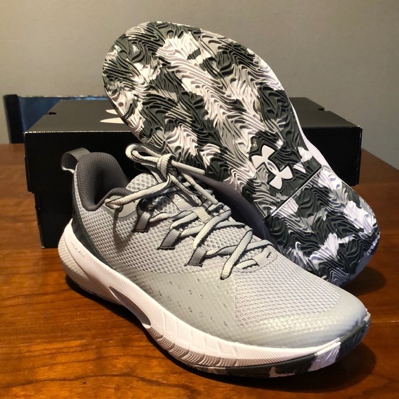 Women’s UA HORA Ascent basketball shoes 3025680-103 - Picture 1 of 11